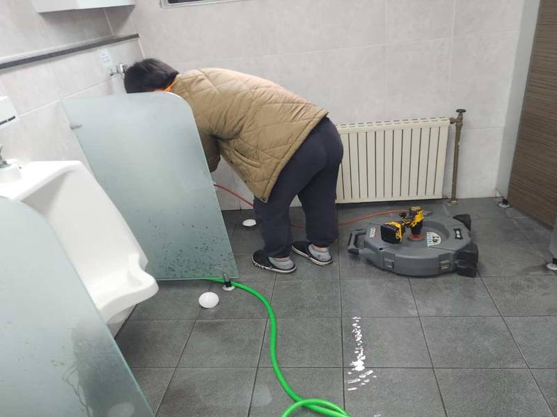 남동구 소변기막힘 작업사례 2