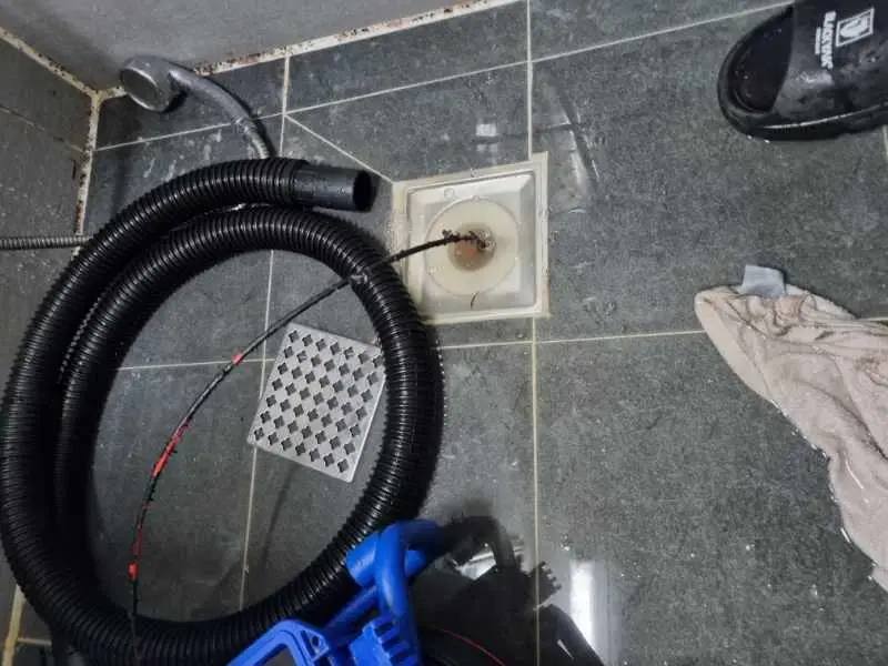 남동구 아파트 변기 역류, 우리 집 문제일까 공용관 문제일까